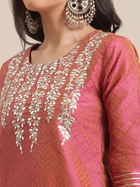 Varanga Women Coral Dual Tone Floral Gota Patti Embroidered Jacquard Kurta - Image 3