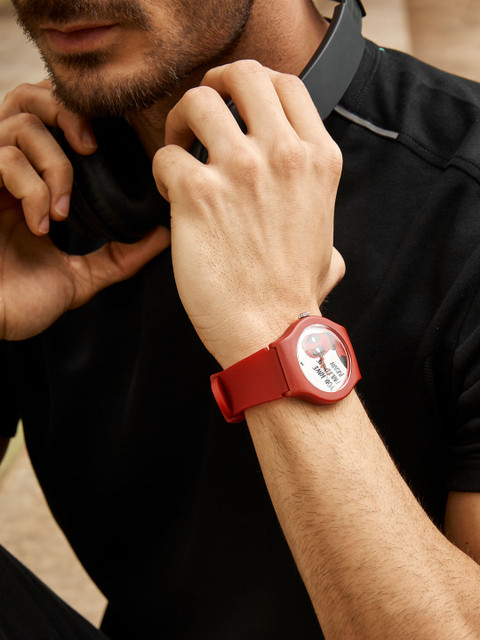 Fastrack Unisex White & Red Dead Pool Printed Analogue Watch 9915PP79