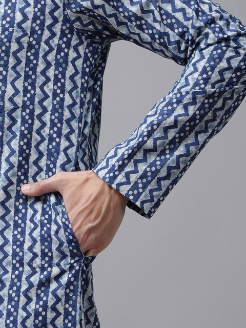 See Designs Men Blue Geometric Printed Thread Work Indigo Kurta - Image 6