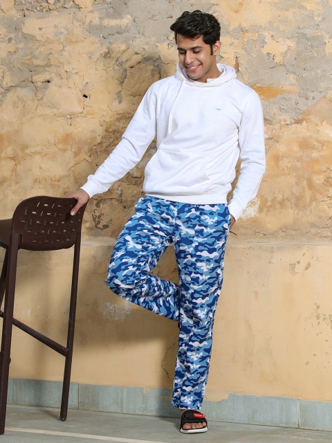 URBAN SCOTTISH Men Blue & White Printed Pure Cotton Lounge Pants