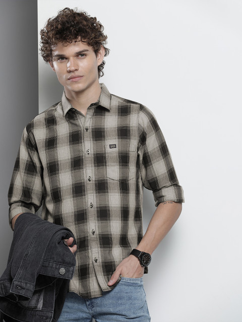 The Indian Garage Co Men Black & White Buffalo Checks Checked Cotton Casual Shirt