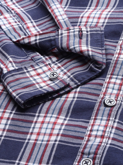 The Indian Garage Co Men Navy Blue & White Checked Casual Shirt - Image 3