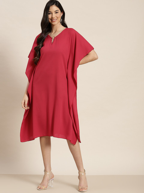 Qurvii Magenta Crepe Kaftan Dress