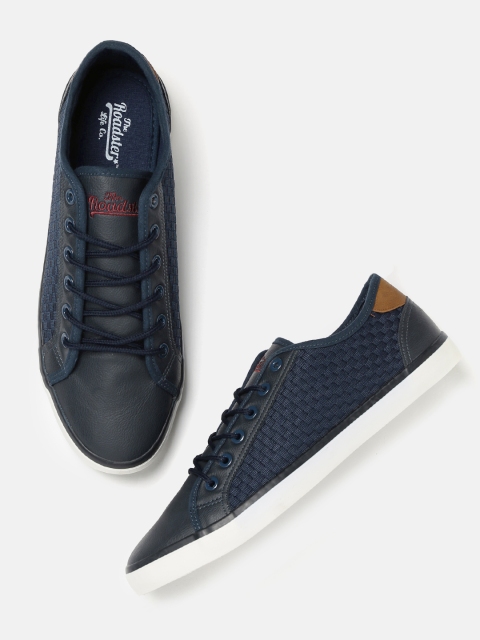 Roadster Men Navy Textured Sneakers Image
