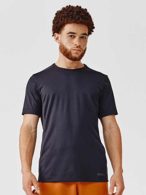Decathlon KALENJI - Men Black Printed Breathable Regular Fit Running T-Shirt