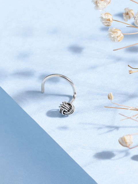 Zavya Women 925 Sterling Silver Plated Studded Nose Pin