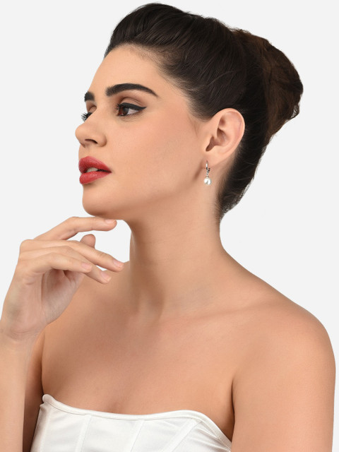 AMI Silver-Toned & Silver-Plated Contemporary Drop Earrings With Pearl - Image 4