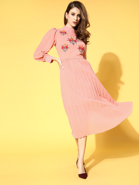 plusS Women Pretty Peach Floral Vacay Attire