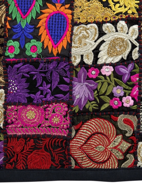 HANDICRAFT PALACE Black Cotton Khambadiya Patchwork Table Runner - Image 3