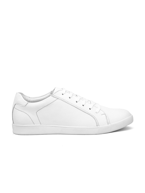 Roadster Men White PU Lightweight Sneakers - Image 4
