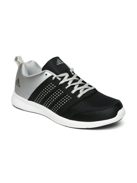 sports shoes mrp