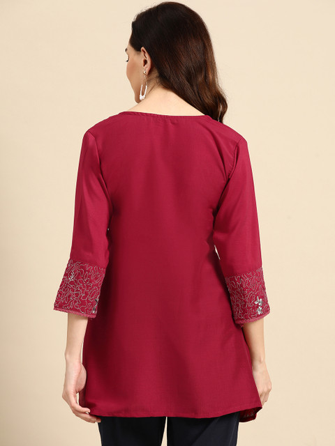 Sangria X fwd Maroon Embroidered Longline Top - Image 5