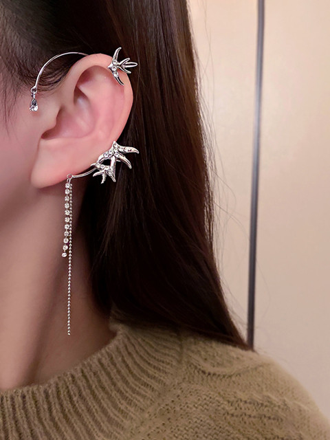 Unwind by Yellow Chimes Silver-Toned Crystal Studded Contemporary Ear Cuff