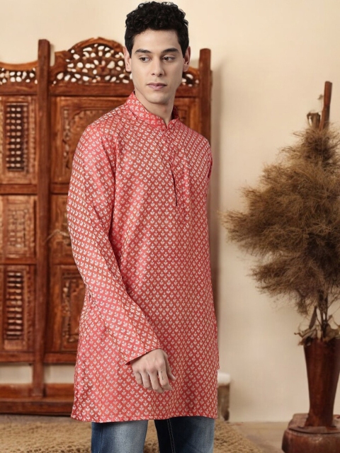 TATTVA Men Red Geometric Thread Work Kurta - Image 3