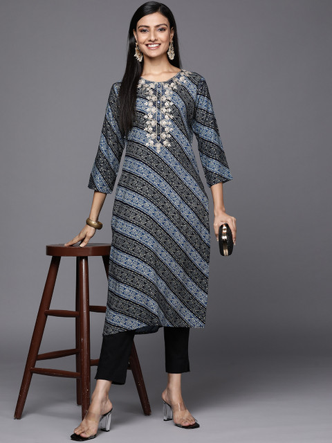 Varanga Women Blue & White Bandhani Printed Gotta Patti Kurta