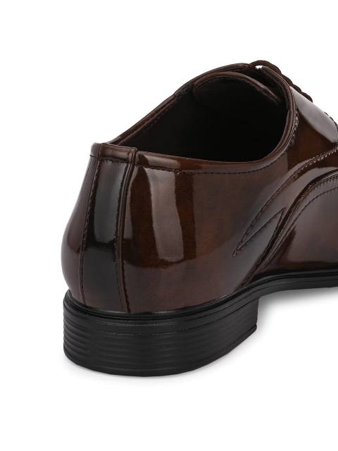 INVICTUS Men Tan Brown Solid Formal Oxfords - Image 4