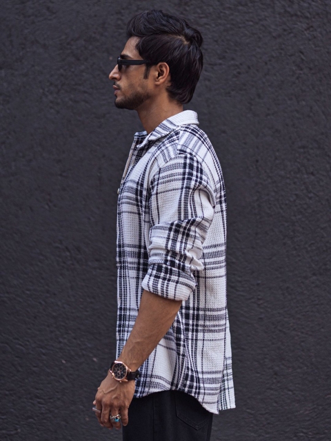 Powerlook Men Spread Collar Tartan Checked Cotton Canvas Casual Shirt - Image 3