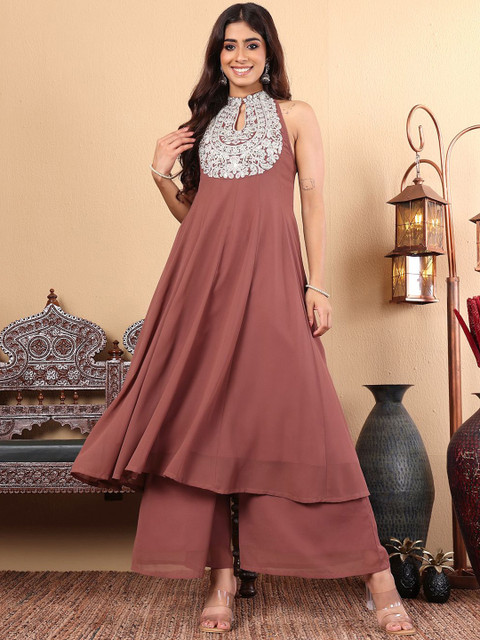 Varanga Floral Embroidered Panelled Silk Georgette Anarkali Kurta With Trouser