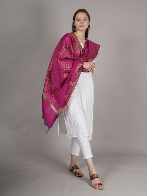 MUFFLY Woven Design Dupatta with Zari - Image 3