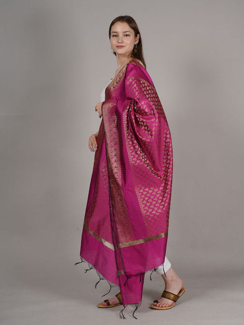 MUFFLY Woven Design Dupatta with Zari - Image 4