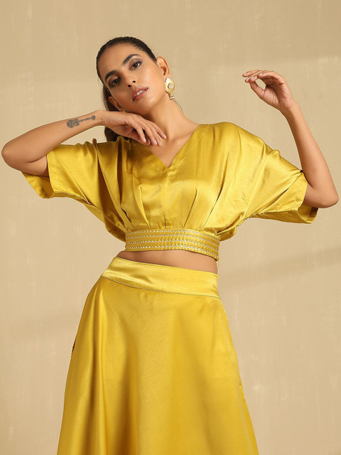 indy Raaga Blouson Crop Top