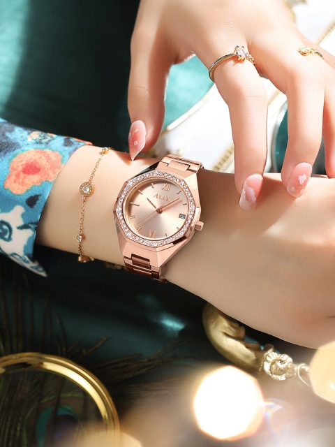 ALIX Women Brass Embellished Dial & Stainless Steel Bracelet Style Straps Analogue Watch AL2531 RGRG - Image 6