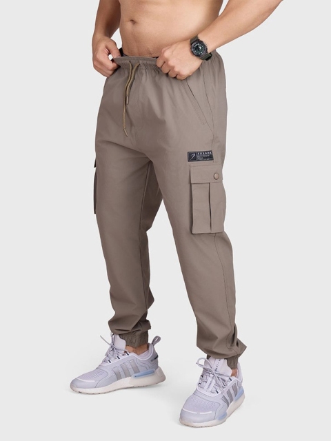 FUAARK Men Mid-Rise Cargo Joggers Track Pants - Image 2