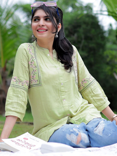 KALINI Floral Embroidered Mandarin Collar A-Line Kurti