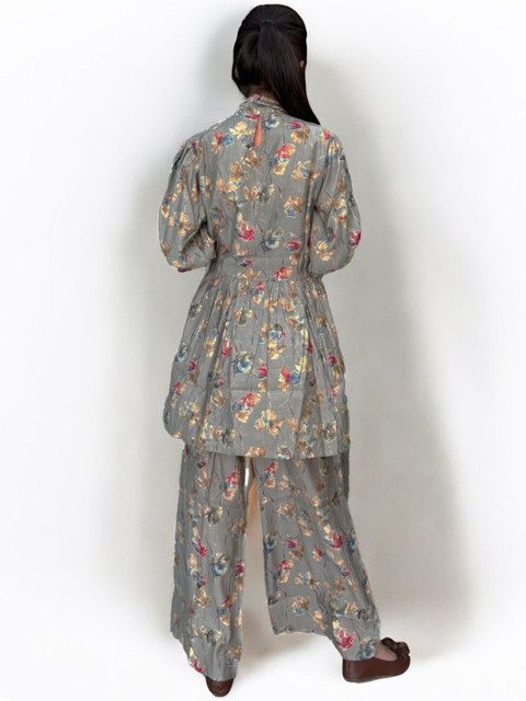 ARAVALII Floral Printed Tie Up Neck Top With Palazzo - Image 4