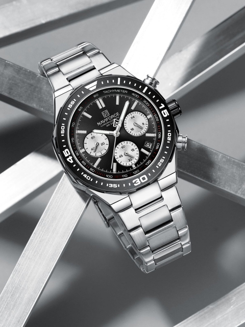Naviforce Men Brass Embellished Dial & Leather Bracelet Style Straps Analogue Chronograph Watch NF8049 SBS