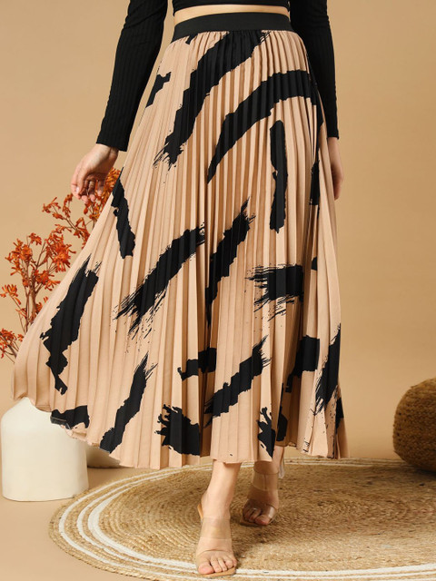 OTABU Printed Pleated A-Line Maxi Skirts