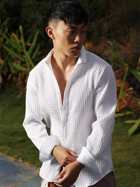 Campus Sutra Men Classic Opaque Printed Casual Shirt