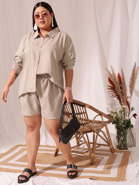 CURVY STREET Plus Size Long Sleeves Shirt With Shorts - Image 5