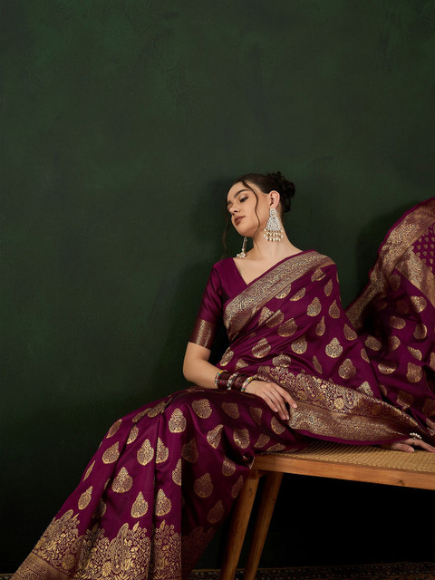 Sangria Woven Design Saree With Blouse Piece - Image 5