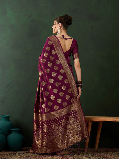 Sangria Woven Design Saree With Blouse Piece - Image 4