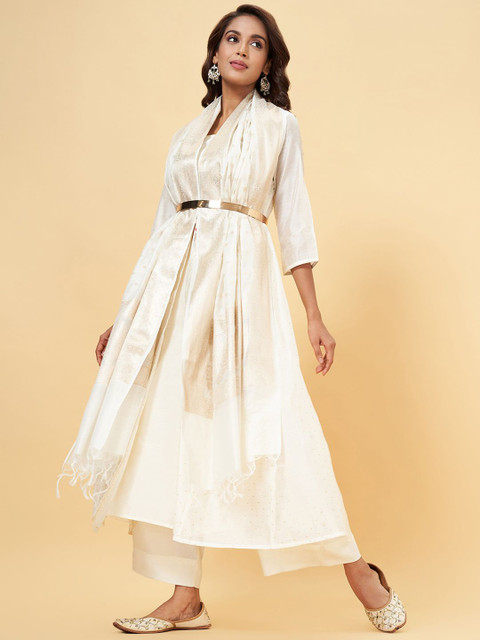 RANGMANCH BY PANTALOONS Woven Design Dupatta with Zari