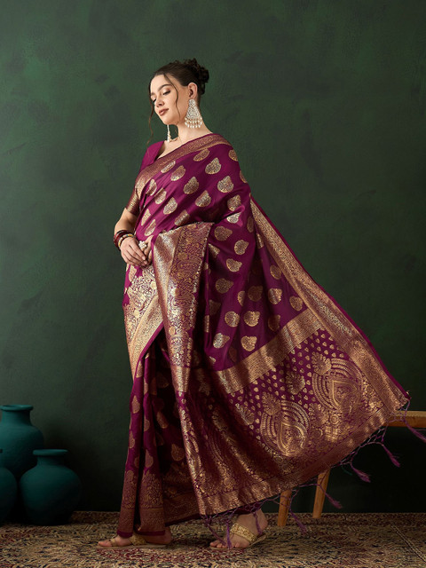 Sangria Woven Design Saree With Blouse Piece - Image 3