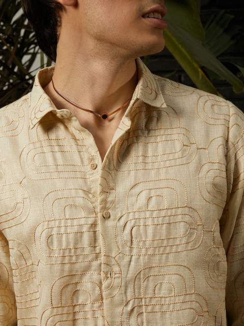 Campus Sutra Men Comfort Spread Collar Abstract Printed Casual Shirt - Image 2