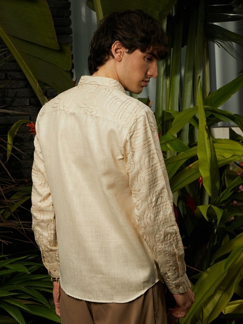 Campus Sutra Men Comfort Spread Collar Abstract Printed Casual Shirt - Image 4