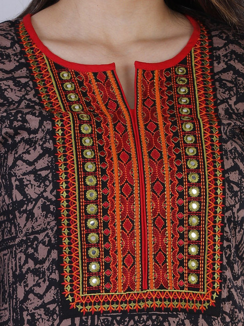 NYPA Abstract Printed Round Neck Mirror Work Crepe Straight Kurta - Image 2
