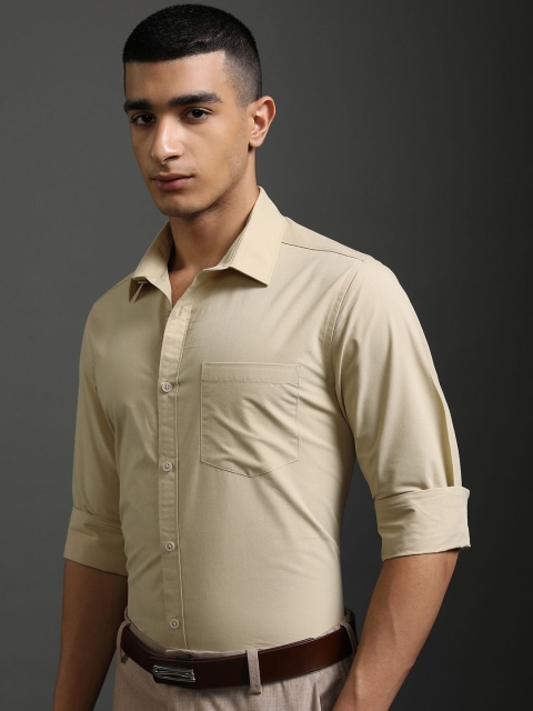HIGHLANDER Men Spread Collar Solid Cotton Slim Fit Formal Shirt - Image 4