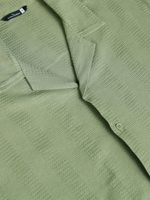 HIGHLANDER Men Waffle Dobby Textured Cuban Collar Relaxed Shirt - Image 7