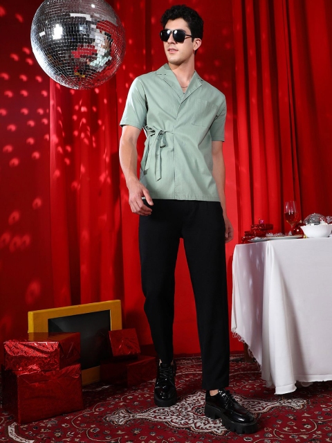 Campus Sutra Men Comfort Solid Wrap Casual Shirt - Image 6