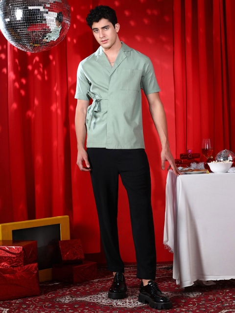 Campus Sutra Men Comfort Solid Wrap Casual Shirt - Image 5