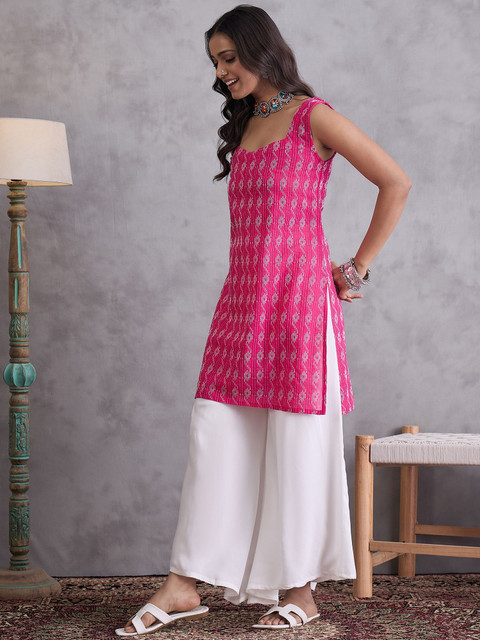 InWeave Geometric Printed Sweetheart Neck Pure Cotton Straight Kurta