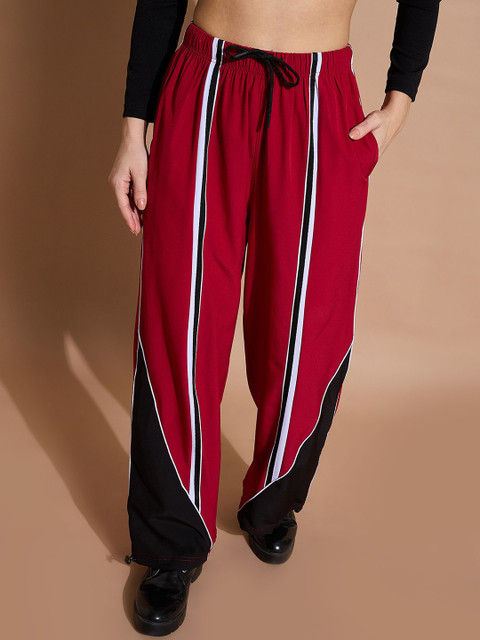 The Roadster Lifestyle Co Women Loose Fit Super Light Parachute Trousers