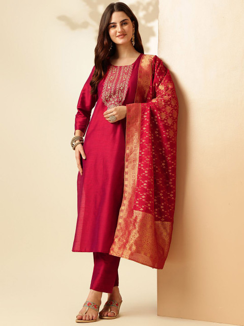 Anouk Floral Yoke Design Regular Thread Work Straight Kurta With Trousers & Dupatta - Image 2