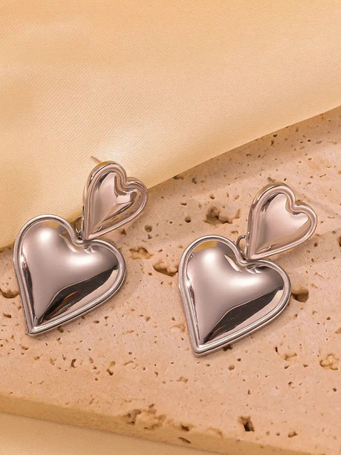 DIVASTRI Silver-Plated Stainless Steel Anti Tarnish Heart Shaped Drop Earrings