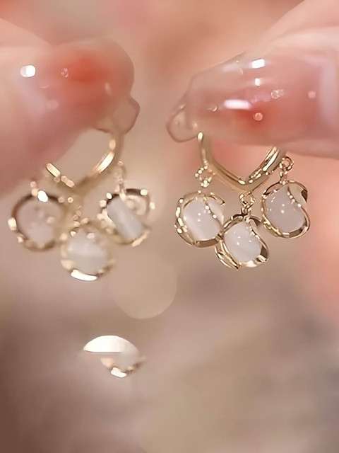 KARISHMA KREATIONS Contemporary Studs Earrings