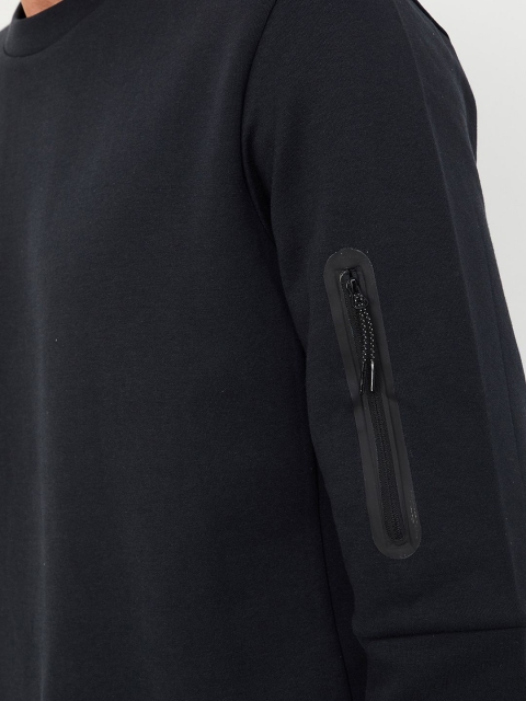 max Men Round Neck Pullover Sweatshirt - Image 7